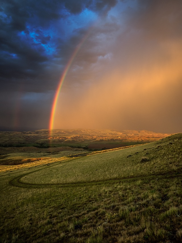 Saturday evening rainbow, seen from Dubois Overlook.  Olympus E-M1 7-14mm f2.8
