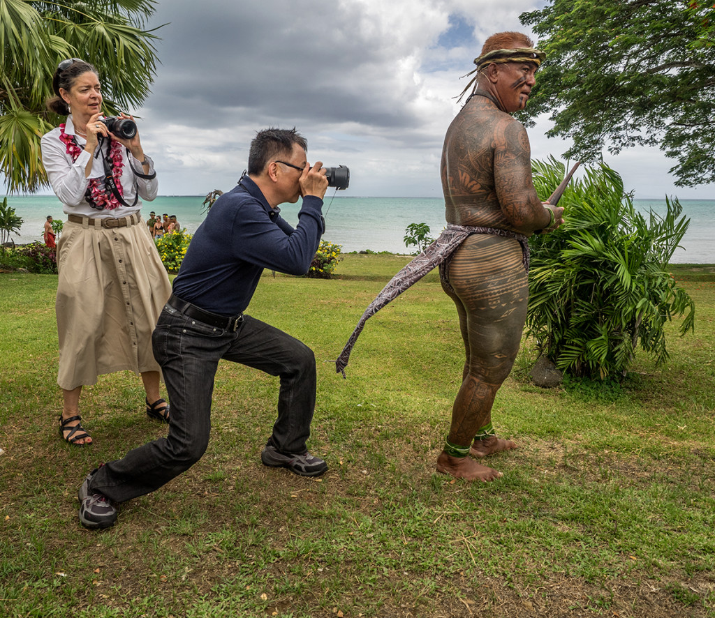 Samoan warriors tattoos being photographed E-M1 12-40mm