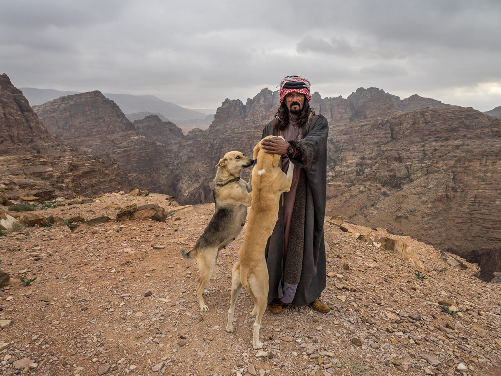 With his dogs, overlooking Wadi Araba E-M1 12-40mm Pro